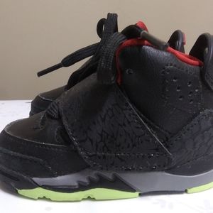 Jordan Toddler Shoes size 4